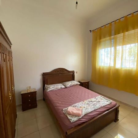 Appartement Martil 3 Chambres Proche De Centre Ville 5Mn A Pied Et La Plage 10Mn A Pied Et 10Mn De Aeroport Tetouan En Voiture エクステリア 写真