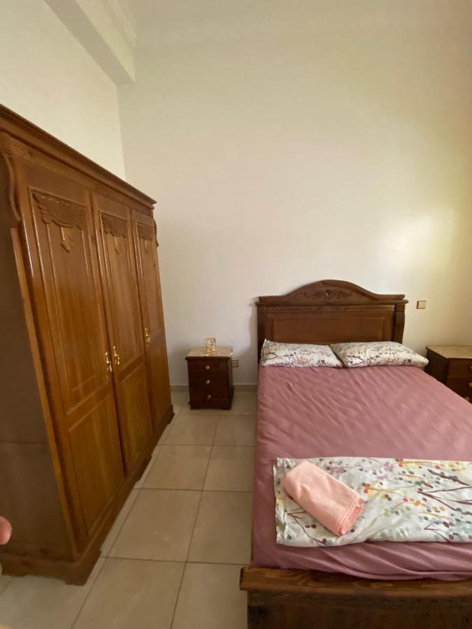 Appartement Martil 3 Chambres Proche De Centre Ville 5Mn A Pied Et La Plage 10Mn A Pied Et 10Mn De Aeroport Tetouan En Voiture エクステリア 写真