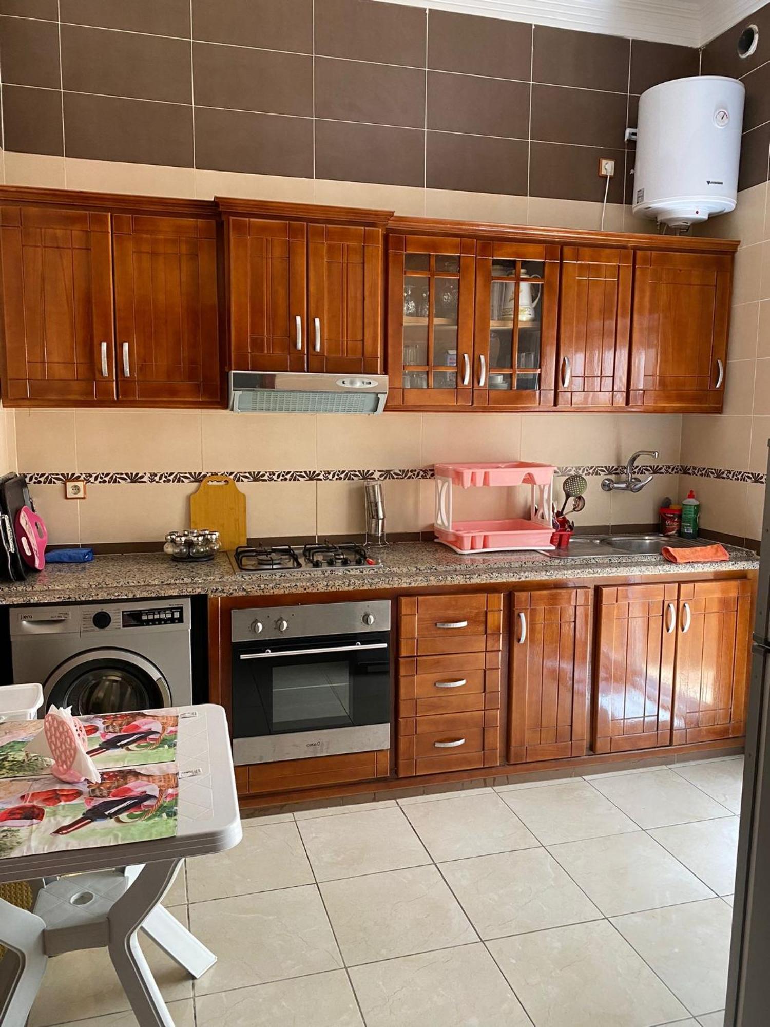 Appartement Martil 3 Chambres Proche De Centre Ville 5Mn A Pied Et La Plage 10Mn A Pied Et 10Mn De Aeroport Tetouan En Voiture エクステリア 写真